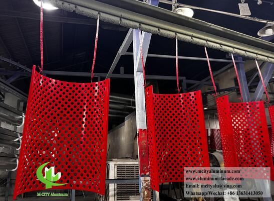 Goede prijs Op maat gemaakte gebogen geperforeerde aluminium panelen met poedercoating in 3003 aluminiumlegering voor gevel- en plafonddecoratie online