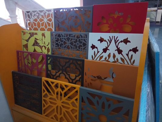 Goede prijs aluminium geperforeerd metaalplaat PVDF wandbekleding voor gebouw gevels dikte 3 mm online