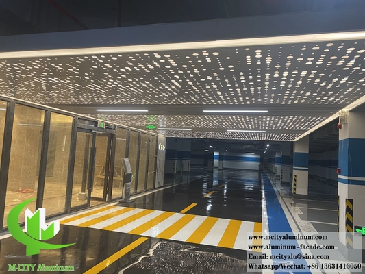 Architectonische metalen plafond met perforatie Aluminium panelen Interieur Exterieur decoratie