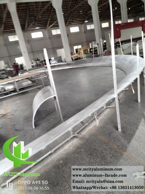 Dubbel gebogen metalen bekleding Aluminium panelen Architectonische