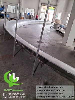 China Dubbel gebogen aluminium bekleding metalen panelen Buiten of binnen