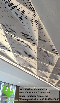 Metalen 3D bekleding Aluminium panelen Plafond decoratie Geperforeerd patroon Met LED-verlichting