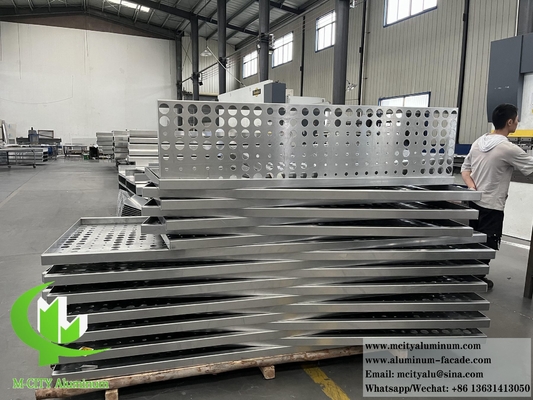 Solid Aluminium Panel Cladding Metal Sheet Op maat gemaakte gebogen plafondpaneel