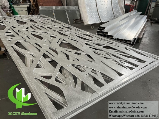 Lange levensduur Variabel ontwerp Kleur geperforeerde aluminium gevel