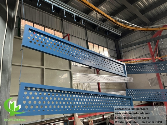 Aluminium scherm met geperforeerde plaat metalen vinnen voor gevelversiering