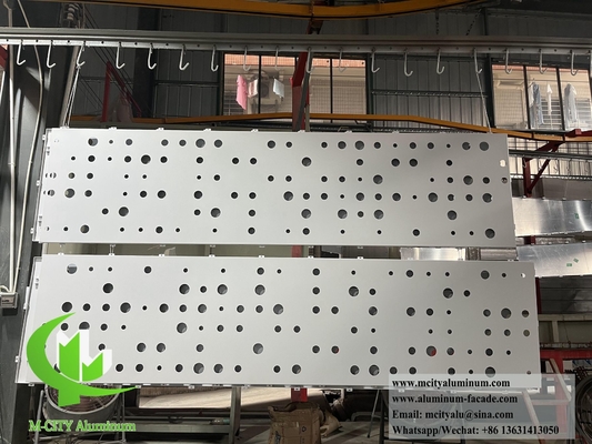 Perforeerde aluminium gevel met een hoge weerbestandheid