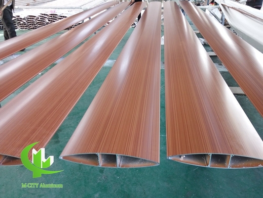 300 mm houtkorrelkleur Architectonisch aluminium Aerofoil loper lemmet met ovale vorm voor gevel gordijnwand