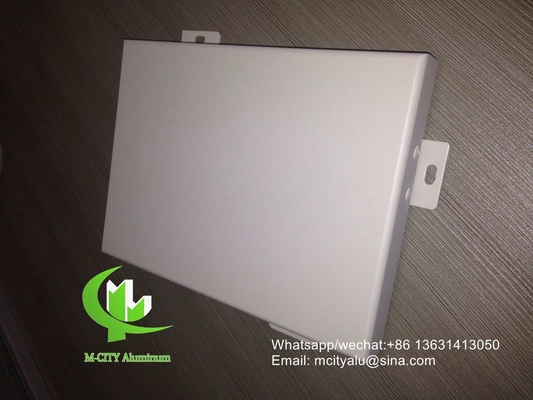 Metalen aluminium gevelplaat met een patroon voor de gevelbekleding voor de gordijnwand van de gevel met een aluminiumpaneel van 3 mm dik