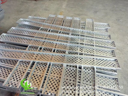 CNC laser gesneden geperforeerd aluminium plaat gevel bekleding paneel 2,5 mm dikte voor de muur