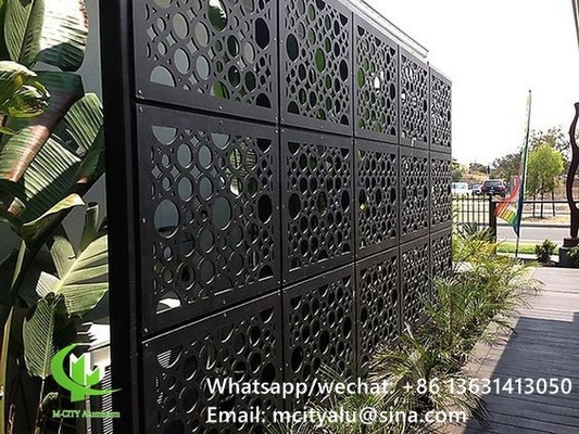 metalen relingpaneel balkonpaneel Aluminium geperforeerd decoratief paneel voor gordijnwand gevel bekleding wandpaneel