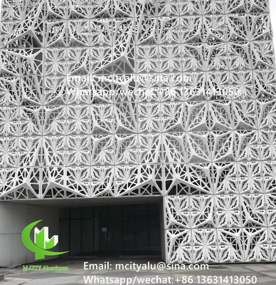 Aluminium geperforeerd paneel Metalen aluminium bekleding paneel gesneden paneelplaat voor gevel