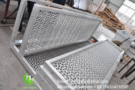 Aluminium houtsnijwerk van 2,5 mm dik voor ramen