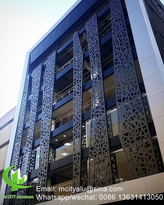 Aluminium geperforeerd wandpaneel voor gordijnwand gevelbekleding wandpaneel met hol ontwerp voor buitengebruik