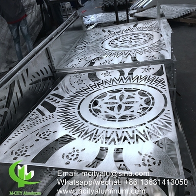 Aluminium metalen gevelbekleding in Oostenrijkse stijl buigplaat 2,5 mm dik voor decoratie van gordijnwand gevel