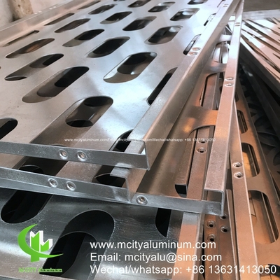 aluminium geperforeerd paneel Aluminium gevelwandbekleding paneel met beugel voor gebouw of plafond
