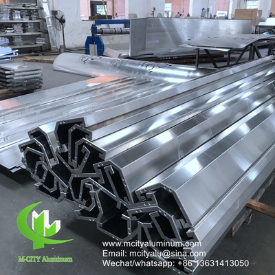enkelpaneel aluminium massief paneel Aluminium gevelpaneel wandpaneel bekleding paneel met beugel