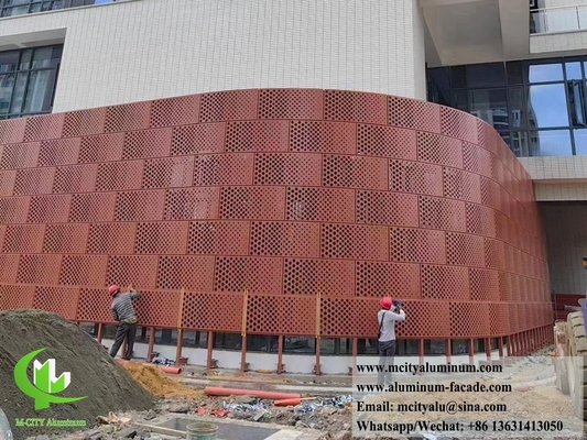 PVDF-coating van massief aluminium bekledingsplaten met perforatiepatronen