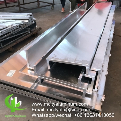 Gevelbekleding met massief aluminiumpaneel voor gebouwgevel met 3 mm poederbedekte PVDF