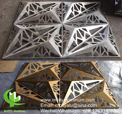 Gevel met geperforeerd aluminium bekleding, wandpaneel, buitengevel voor buitenbedekking