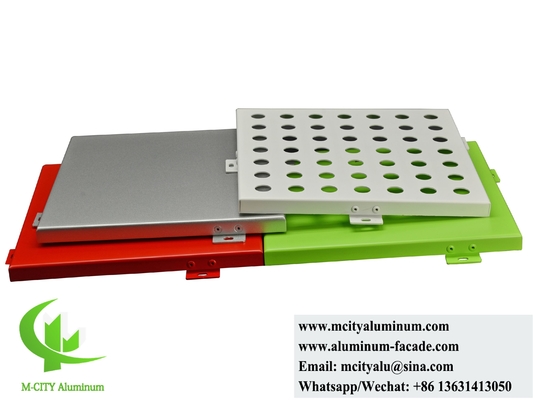 PVDF-coating van massief aluminium bekledingsplaten met perforatiepatronen