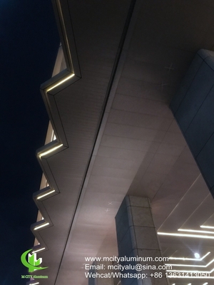PVDF Metalen aluminium massief paneel gebruikt voor de decoratie van gevels van gebouwen