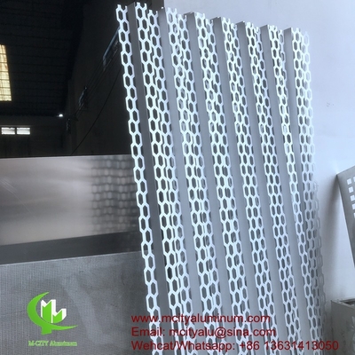 PVDF Metalen aluminium geperforeerd buigpaneel gebruikt voor de buitenkant van gebouwen