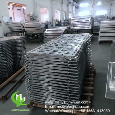 Gepatroneerde geperforeerde aluminiumpaneel voor gordijnwand, aluminium massief paneel voor gevelbekleding