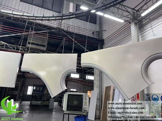 Hyperbolische vaste aluminium bekleding met dubbele gebogen metalen gevels