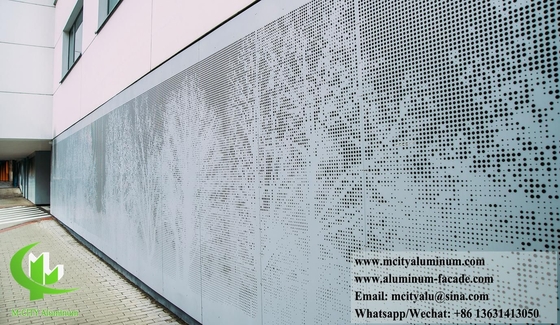Eenvoudige installatie van geperforeerde aluminium gevel voor modern gebouw ontwerp met CNC gegraveerde panelen