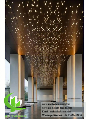 Eenvoudige installatie van aluminium bekleding met CNC gegraveerde panelen voor modern gebouwontwerp