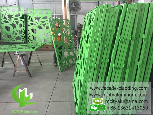 Buitenkant Metalen aluminium geïmproviseerde gevelbekleding metalen gordijnwand decoratie