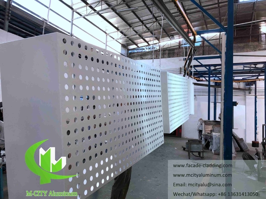 Vervaardiger van aluminium geperforeerde panelen voor de behuizing van architectonische gevels