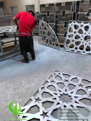 Solid aluminium panelen met perforerende schermplaat