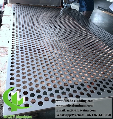 CNC-geperforeerd plaatwerk Buitenaard aluminiumplaat gevelbekleding voor gevelbuitenbekleding