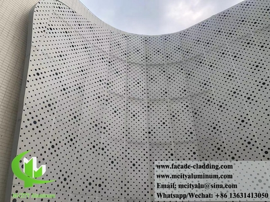 Metalen voorgevel, aluminiumplaat, geperforeerde gordijnwand voor gevelbekleding