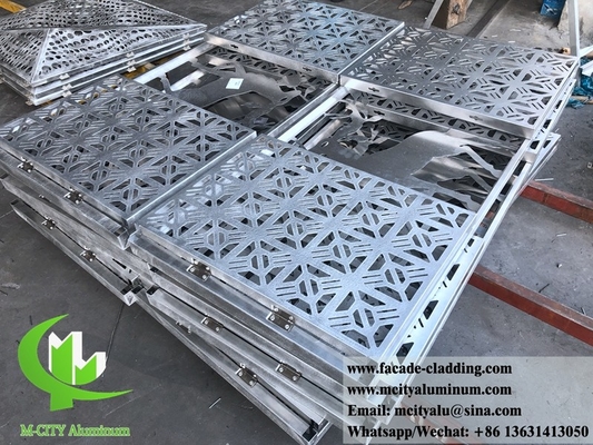 Metalen schermen van massief aluminium voor de behuizing van gevels