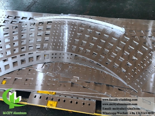 Metalen bekledingsplaten metalen gevels metalen aluminiumplaten voor gebouwen
