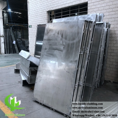 Metalen CNC-panelen met aluminiumfluorkoolstof geperforeerde gordijnwand voor gevelbekleding