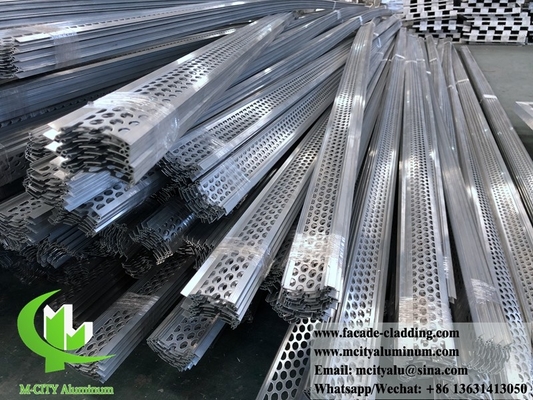 Metalen gevels met metalen bekleding van aluminiumplaten voor de decoratie van gebouwen