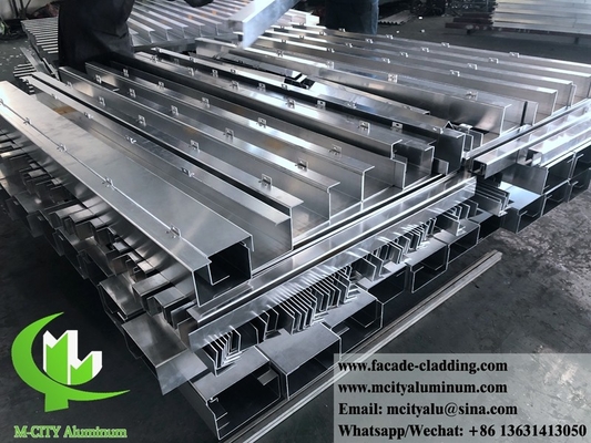 Fabriek voor metalen bekleding, metalen buitengevels, panelen, massief wandbekleding, aluminium