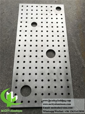 Aluminium geperforeerd scherm metalen paneel voor wandbekleding en gevelboompatroon