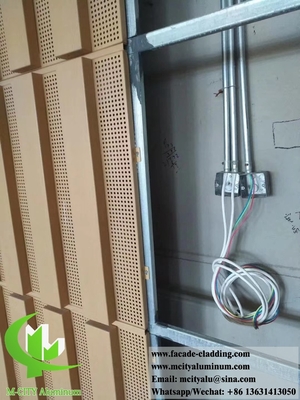 Geperforeerde metalen gevels aluminium wandbekleding PVDF natuurkleur en roest