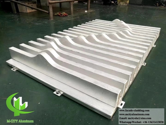 Perforatiemetaalbekleding van aluminiumplaat, holle lasersnijbekleding voor gevels van gebouwen