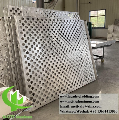 Aluminiumplaten voor wandbekleding, met een perforatie van metaalschermen