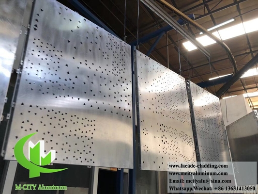 metalen gevel, aluminium bekleding, decoratief scherm, poederlaag