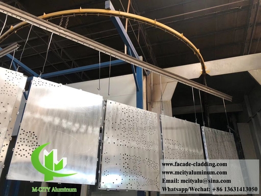 metalen gevel, aluminium bekleding, decoratief scherm, poederlaag