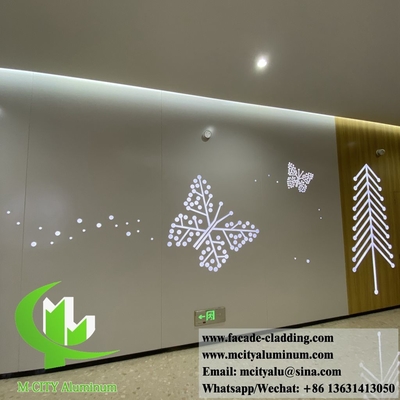 Houten wandbekleding van massief aluminium van houtkorrelkleur voor interieurwandversiering
