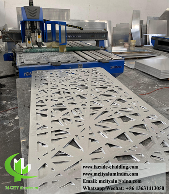 Metalen scherm van houtontwerp decoratief aluminiumplaat voor hekrail decoratie anti roest
