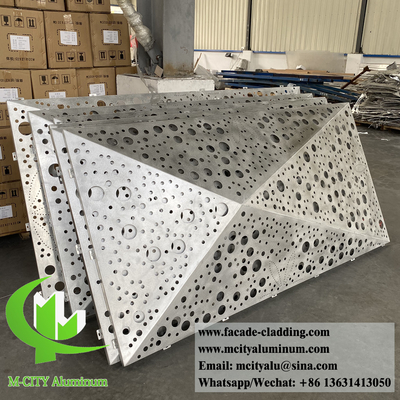 Aluminium decoratieve plaat met holle patronen voor de behang van gebouwen