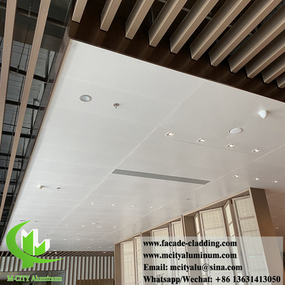 Poederbedekte witte kleur massief wandbekleding aluminium plafond interieur decoratie